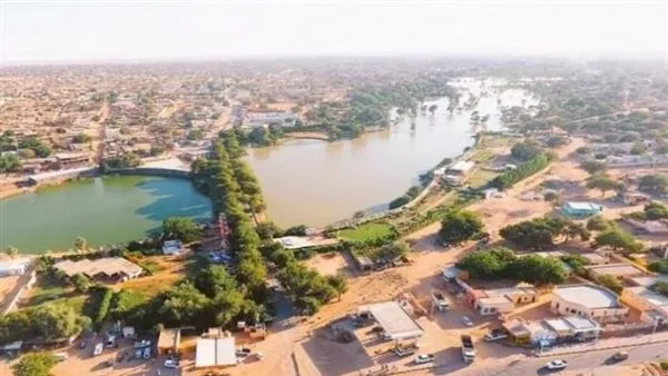 جماعة مسلحة سودانية تعترض على إرسال المساعدات إلى مدينة الفاشر المحاصرة