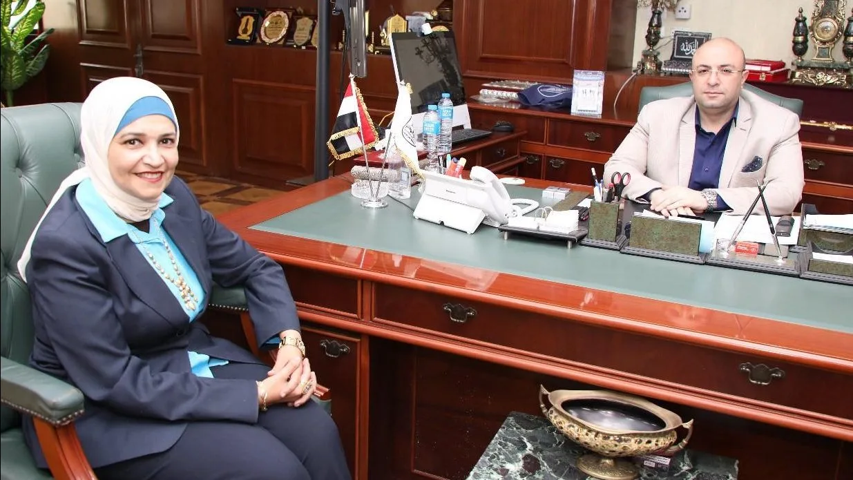 مديرية صحة بني سويف: حملة ليلية مفاجئة تُسفر عن ضبط 11 طنًا من الحليب غير المناسب للاستخدام.