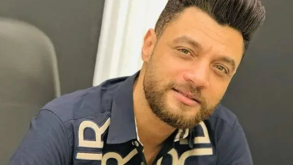 عاجل| آخر التطورات في حياة الفنان الشعبي أحمد عامر في الساعات الأخيرة