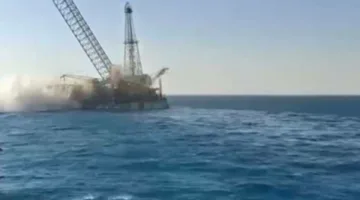ثورة على بارجة سعودية في خليج السويس بمصر ووفاة أربعة أشخاص
