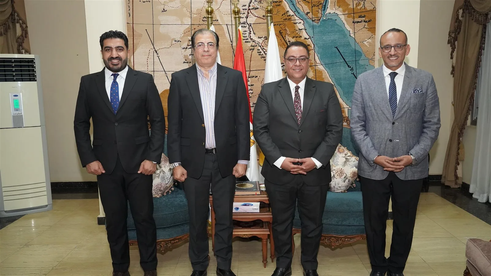 طلاب الجامعات والمعاهد المصرية يتلقون تدريبًا في الإعلام الرقمي ضمن برنامج “صنّاع التأثير” طلاب الجامعات والمعاهد المصرية يتلقون تدريبًا في الإعلام الرقمي ضمن برنامج “صنّاع التأثير”