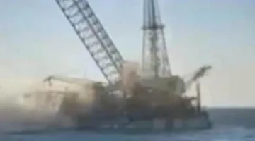 مصر: 4 وفيات و22 ناجياً جراء غرق منصة نفطية في خليج السويس