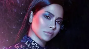 فنانة معروفة تسقط في البكاء على الهواء بعد اتهامها بالتآمر ضد شيرين عبد الوهاب: “لست شيطاناً” (فيديو)