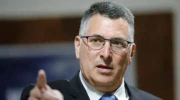 وزير الخارجية الإسرائيلي: يجب اغتنام الفرصة للوصول إلى اتفاق بشأن تحرير الرهائن