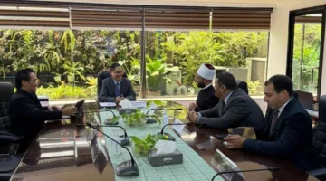 مدير هيئة تطوير المهارات الفلبينية يلتقي وزير الأوقاف لمناقشة التعاون في تأهيل طالبات معهد التمريض