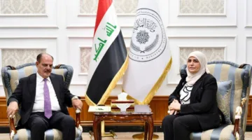 وزير المالية تناقش مع نقيب الصحفيين أهمية الإعلام في تعزيز البرامج الاقتصادية