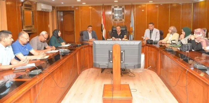 محافظ أسيوط يت convene اجتماعًا لمناقشة التحضيرات لتنفيذ مبادرة سكن مريح محافظ أسيوط يت convene اجتماعًا لمناقشة التحضيرات لتنفيذ مبادرة سكن مريح