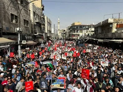 السلطات الأردنية تحظر “نشاط الجمعة” لدعم غزة.. فما السبب؟ السلطات الأردنية تحظر “نشاط الجمعة” لدعم غزة.. فما السبب؟