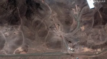 إيران تعترف بأضرار في مرافق منشأة فوردو.. وصور الأقمار الصناعية تكشف معلومات جديدة