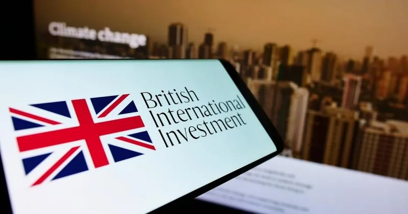 «البريطانية للاستثمار» تُبرم اتفاقيات تتخطى قيمتها 300 مليون دولار لتعزيز تحول الطاقة في مصر «البريطانية للاستثمار» تُبرم اتفاقيات تتخطى قيمتها 300 مليون دولار لتعزيز تحول الطاقة في مصر