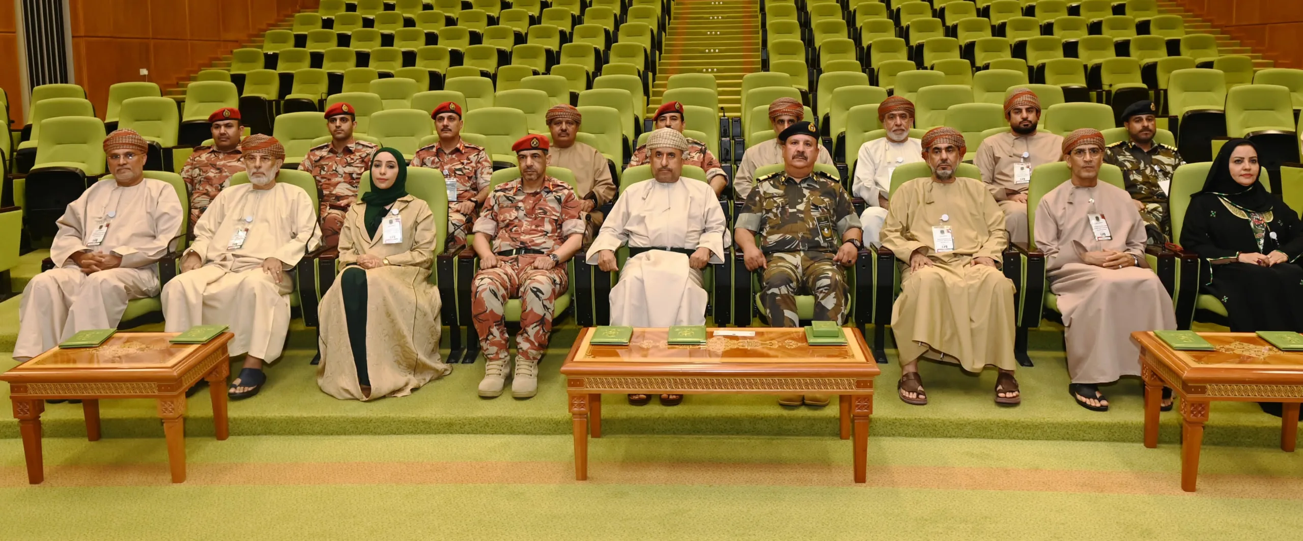 الأمين العام لوزارة الدفاع يتابع سير تمرين صنع القرار الاستراتيجي (12)
