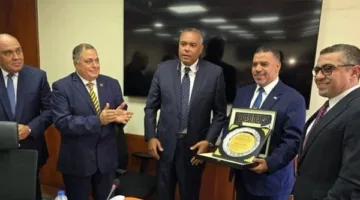 اتحاد البنوك المصرية ي honored رئيس الشؤون القانونية بالبنك التجاري الدولي – مصر