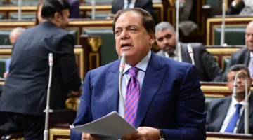 أبو العينين: من الضروري التركيز على الاستثمار في الطاقة النظيفة لأنها تمثل المستقبل.