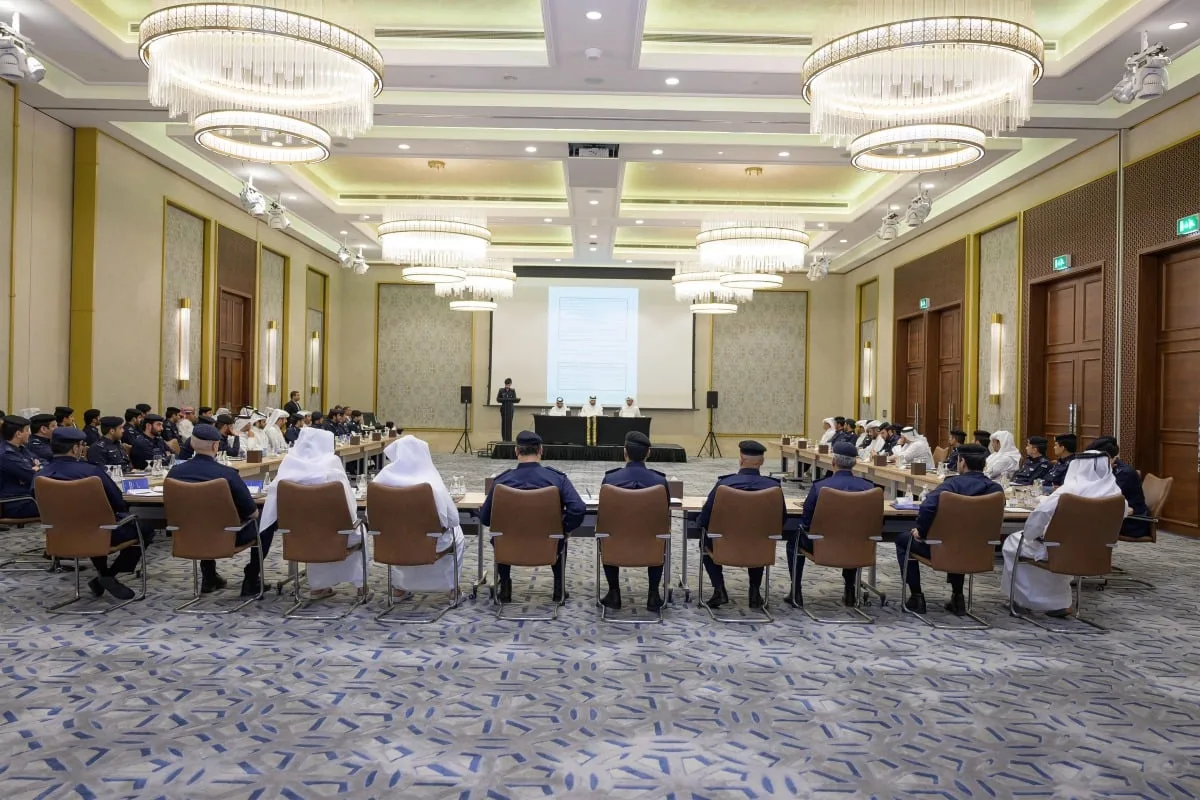 معهد الشرطة يقيم ورشة عمل عن قواعد وأسس الاعتقال والتفتيش معهد الشرطة يقيم ورشة عمل عن قواعد وأسس الاعتقال والتفتيش