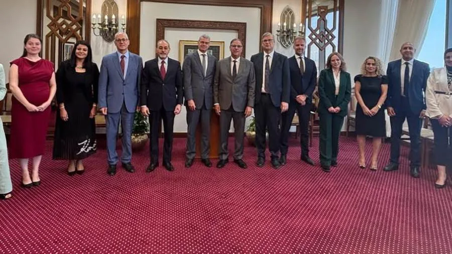 مصر وهولندا تستعرضان سبل تعزيز التعاون في قضايا الهجرة وتنفيذ الاتفاق المشترك. مصر وهولندا تستعرضان سبل تعزيز التعاون في قضايا الهجرة وتنفيذ الاتفاق المشترك.