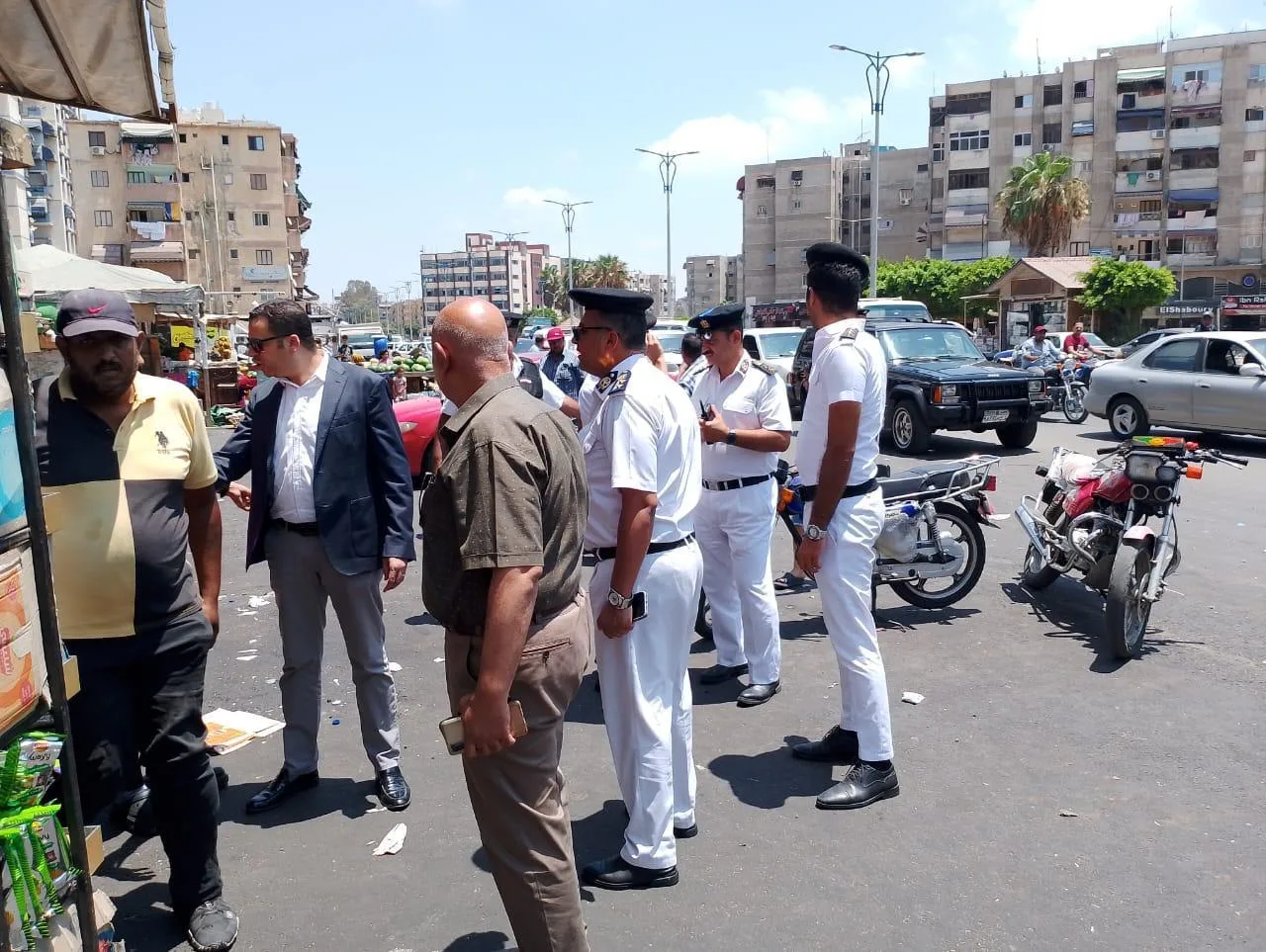 نائب محافظ بورسعيد يقود حملة كبيرة لاستعادة النظام في حي المناخ