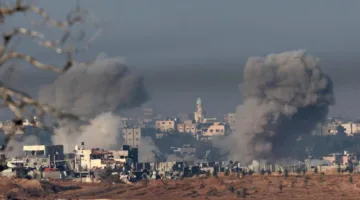 استشهاد ثلاثة فلسطينيين ووقوع إصابات في صفوف آخرين جراء قصف إسرائيلي على نازحين غرب مدينة غزة.