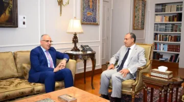 وزير الخارجية والمغتربين يستقبل وزير المياه والري