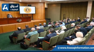وزير الصناعة يمنح منتجي الأسمنت مهلة شهر لاستئناف تشغيل خطوط الإنتاج المتعطلة
