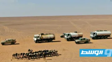 إحباط عملية تهريب ثلاث شاحنات من الوقود في قلب الصحراء الليبية