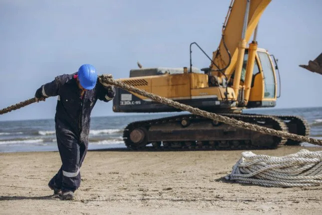 «المصرية للاتصالات» تُكمل عمليات إنزال ومسارات مرور الكابل البحري SEA-ME-WE-6 في مصر «المصرية للاتصالات» تُكمل عمليات إنزال ومسارات مرور الكابل البحري SEA-ME-WE-6 في مصر