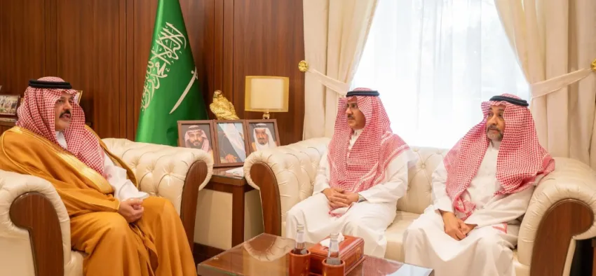 أمير حائل يستضيف وفد كفاءة الطاقة في الإمارة