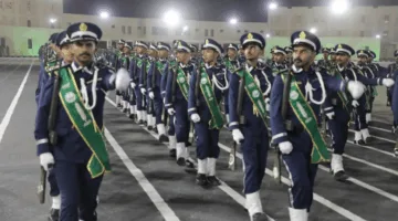 برعاية وزير الداخلية، مدير السجون يحضر حفل تخرج دورة الأساس الفردية في المنطقة الشرقية.