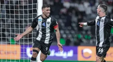 رسميًا.. نادي الهلال السعودي يُعلن التعاقد مع عبد الرزاق حمد الله