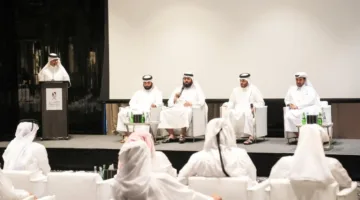 تنظم وزارة العمل ورشة عمل تعريفية لممثلي مكاتب استقدام العمالة المنزلية.