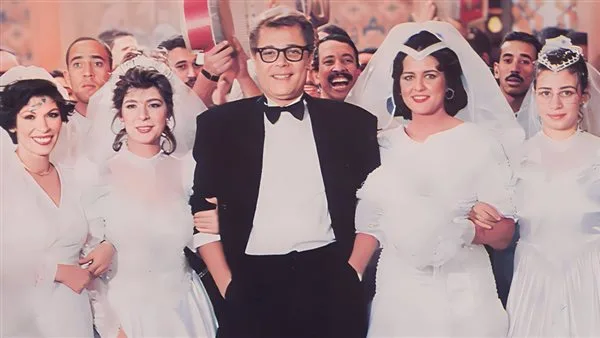 35 عامًا على “سيداتي آنساتي”: أبرز أعمال الساحر وعائشة الكيلاني خلفًا لسناء يونس 35 عامًا على “سيداتي آنساتي”: أبرز أعمال الساحر وعائشة الكيلاني خلفًا لسناء يونس