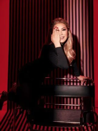 “يا مشاعر” .. نوال الزغبي تطلق ثلاث أغانٍ باللهجة المصرية في ألبومها الجديد