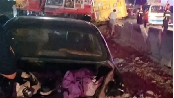 شاحنة تصطدم بـ 7 سيارات خاصة على الطريق الدائري.. صور شاحنة تصطدم بـ 7 سيارات خاصة على الطريق الدائري.. صور