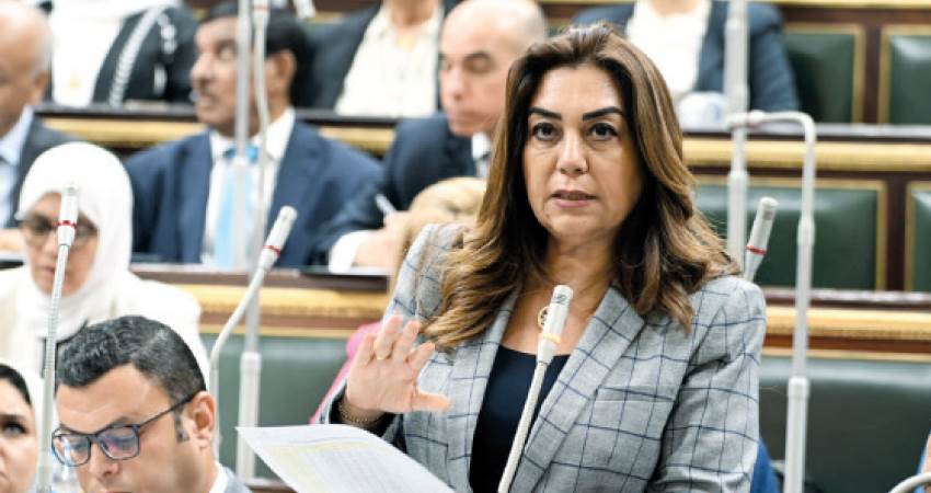 وزيرة التنمية المحلية: توفير أراض لوحدات بديلة للمضارين من القانون.. و61 مليون متر مربع جاهزة للتنفيذ