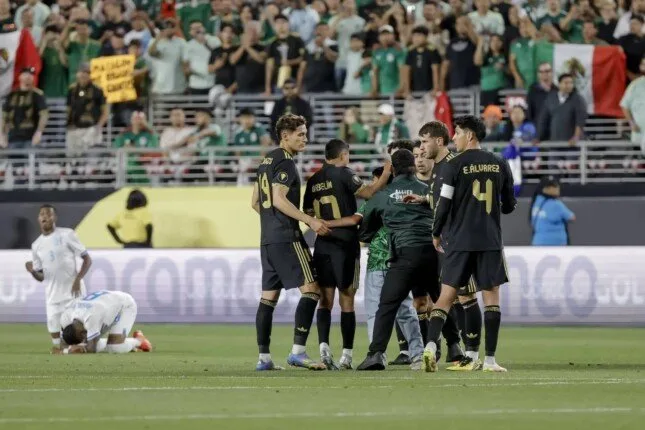 المكسيك تتجنب فخ هندوراس وتتأهل لمواجهة الولايات المتحدة في نهائي الكأس الذهبية