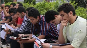 شاومينج يوزع أسئلة وإجابات امتحان الجغرافيا لطلاب الثانوية العامة ويصفه بالسهل