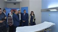 رئيس جامعة القاهرة يزور مواقع التجديد في مستشفى الفرنساوي وغرف العمليات والرعاية الصحية