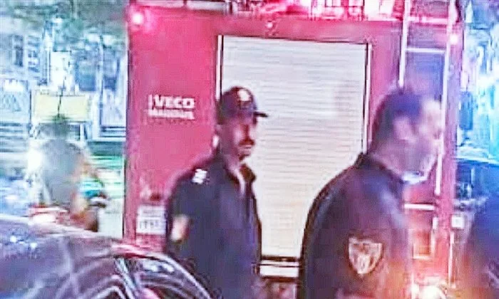 الإسعاف المدني ينقذ امرأة محاصرة في مصعد بشبين الكوم