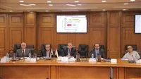 رئيس جامعة السويس يرأس اللجنة المسؤولة عن اختيار عميد كلية هندسة البترول والتعدين