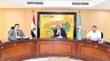 محافظ الفيوم يطالب بتعجيل إجراءات التقنين والتصالح ومعالجة التغيرات المكانية