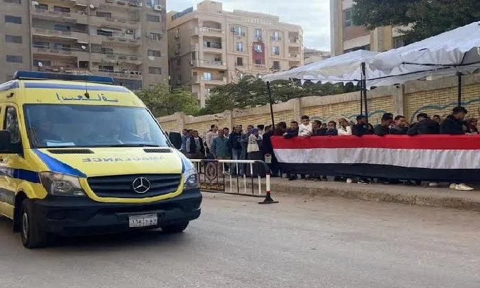 طالبة تعاني من تشنجات خلال امتحانات الثانوية العامة في الفيوم طالبة تعاني من تشنجات خلال امتحانات الثانوية العامة في الفيوم