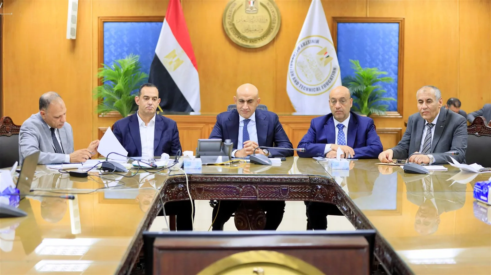 وزارة التعليم تقدم عرضاً لتقرير غرفة العمليات في اليوم الثامن من امتحانات الثانوية العامة وزارة التعليم تقدم عرضاً لتقرير غرفة العمليات في اليوم الثامن من امتحانات الثانوية العامة