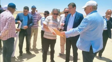 وزير الزراعة يزور منطقة «العميد» لمتابعة حصر وتصنيف الأراضي الصحراوية.
