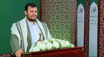 الحوثي يحذر من تهديد يطال الكعبة المشرفة ويؤكد: الحظر على الملاحة الإسرائيلية مستمر في البحر الأحمر باتجاه باب المندب وخليج عدن وبحر العرب.