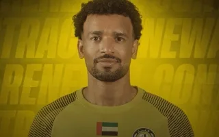 كلباء يمدد عقد عبدالسلام محمد وحمد المنصوري