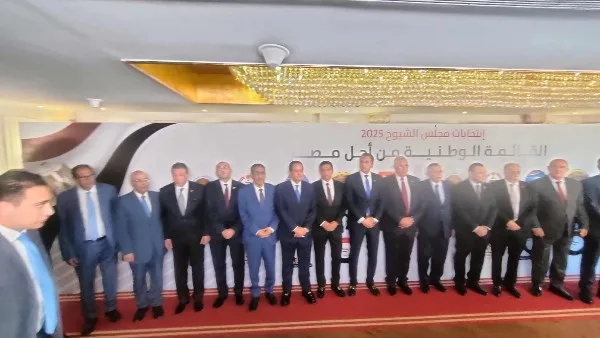 حازم عمر: هدف تشكيل القائمة الوطنية هو تعزيز الوحدة الوطنية وتشجيع المشاركة الفعّالة في الانتخابات حازم عمر: هدف تشكيل القائمة الوطنية هو تعزيز الوحدة الوطنية وتشجيع المشاركة الفعّالة في الانتخابات