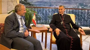 باسيل يحذر من التهديدات الإقليمية ويشدد على حقوق المغتربين بعد لقائه الراعي