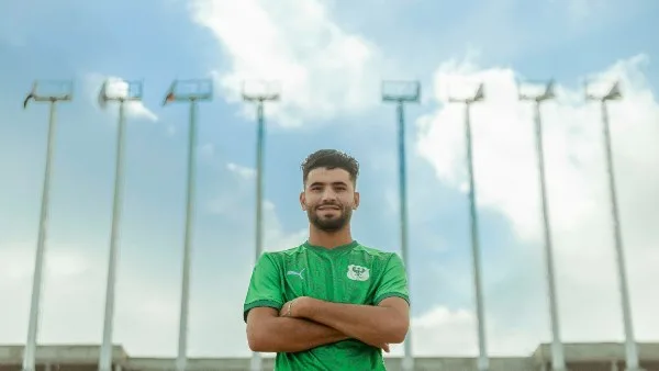 المصري يوقع عقدًا مع منذر طمين لاعب الرياضي القسنطيني الجزائري لمدة ثلاث مواسم المصري يوقع عقدًا مع منذر طمين لاعب الرياضي القسنطيني الجزائري لمدة ثلاث مواسم