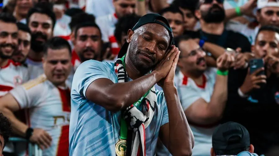 عاجل | منك اكتسبنا معنى الوفاء.. الزمالك يودع قائده الأسطوري بكلمات مؤثرة عاجل | منك اكتسبنا معنى الوفاء.. الزمالك يودع قائده الأسطوري بكلمات مؤثرة