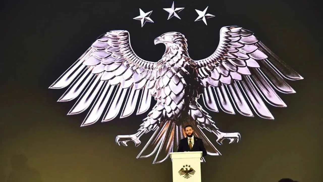 الشرع يعلن عن الهوية البصرية الجديدة لسوريا