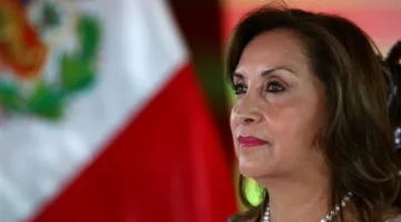 زيادة راتب رئيسة البيرو إلى 10 آلاف دولار شهريًا تثير سخط المواطنين